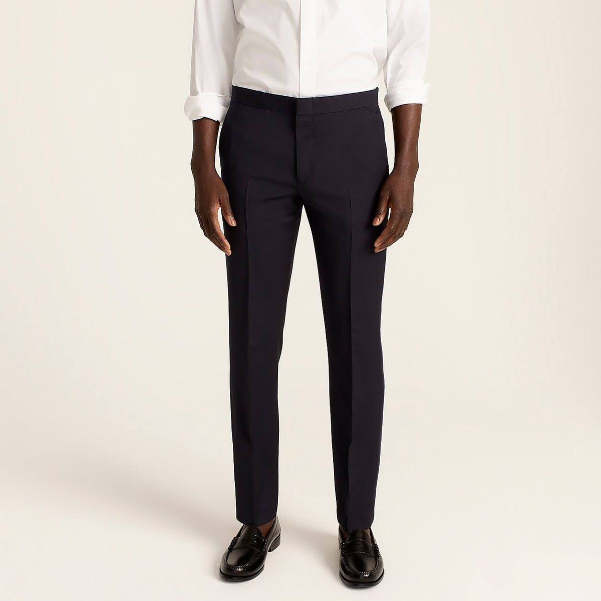 Slim-Fit Tuxedo Pant in Italian Wool O20450