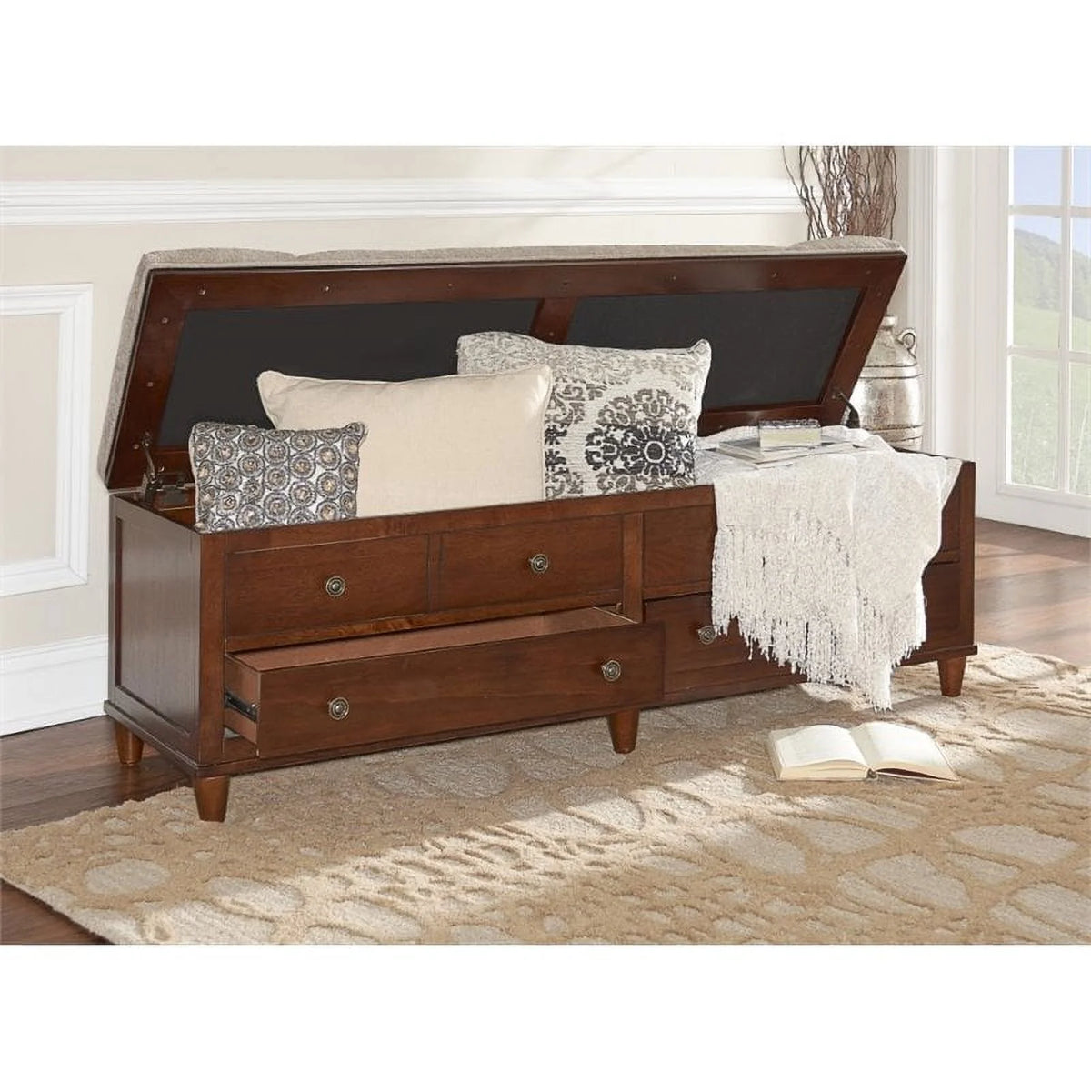 Rustic Umber Storage Bench M266631