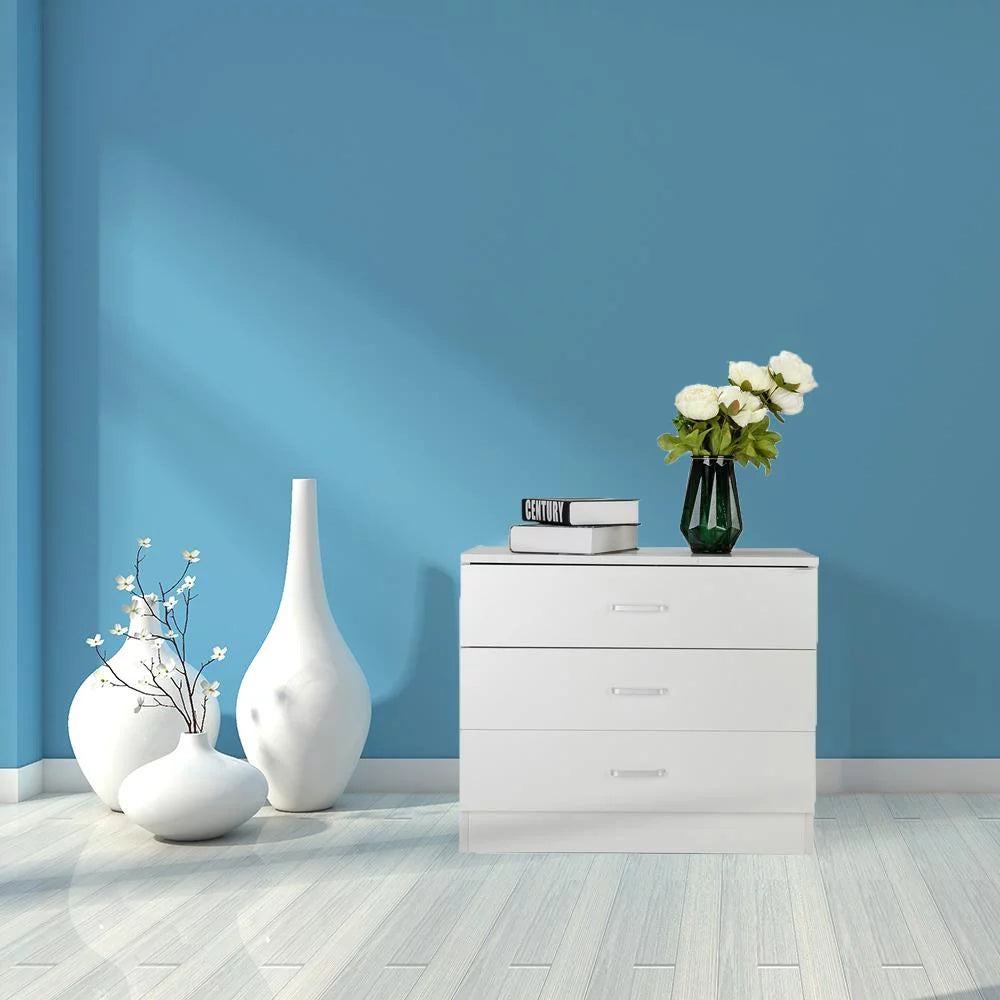 White 3 Drawer Dresser Y10490