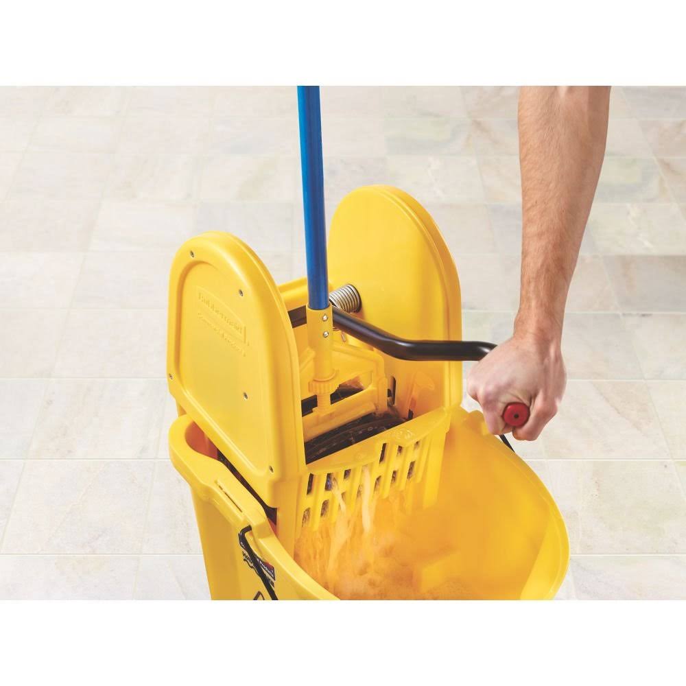 Yellow 35 Quart Bucket/Wringer Combination X70017